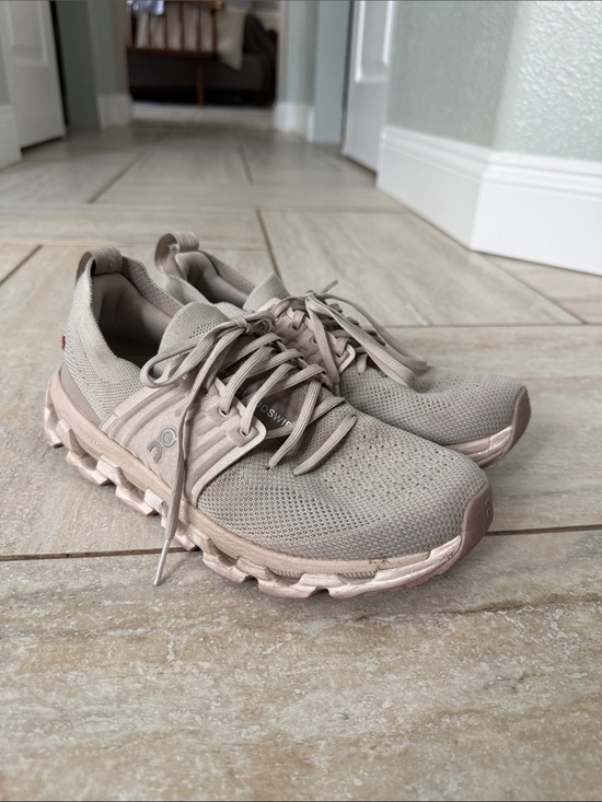 On Running Shoes - On Cloudswift 3 Women Size 7.5 Athletic Running Walking Shoes